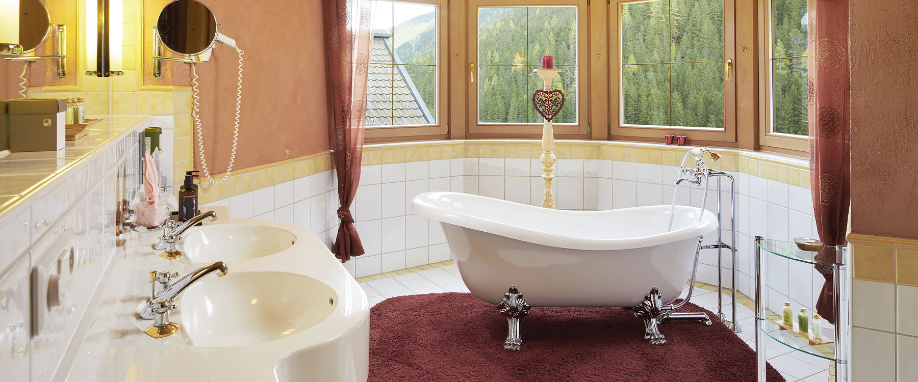 Penthouse DE LUXE GOLDEN EAGLE