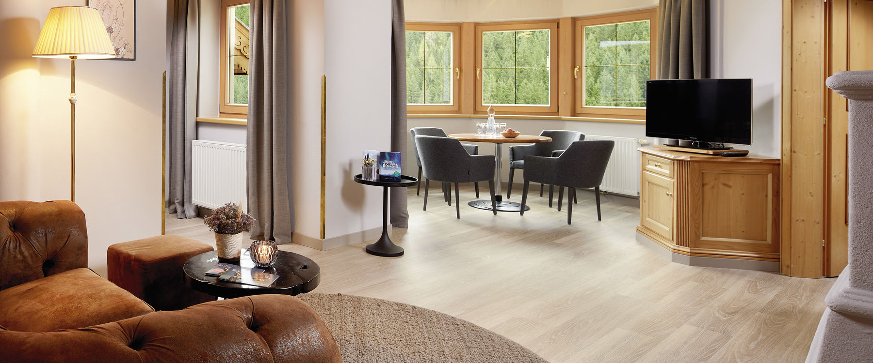 Penthouse Family Suite Golden Eagle